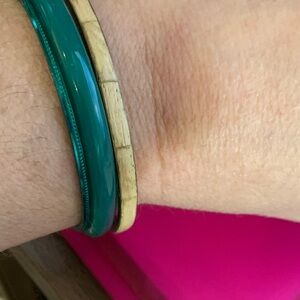 Elegant Green and Tan Bangle Set